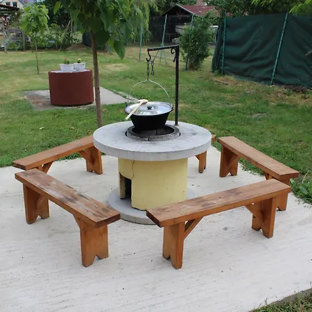 度假居 Hattyu Vendeghaz Poroszló