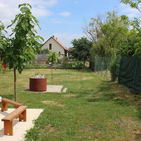 Hattyu Vendeghaz 度假居